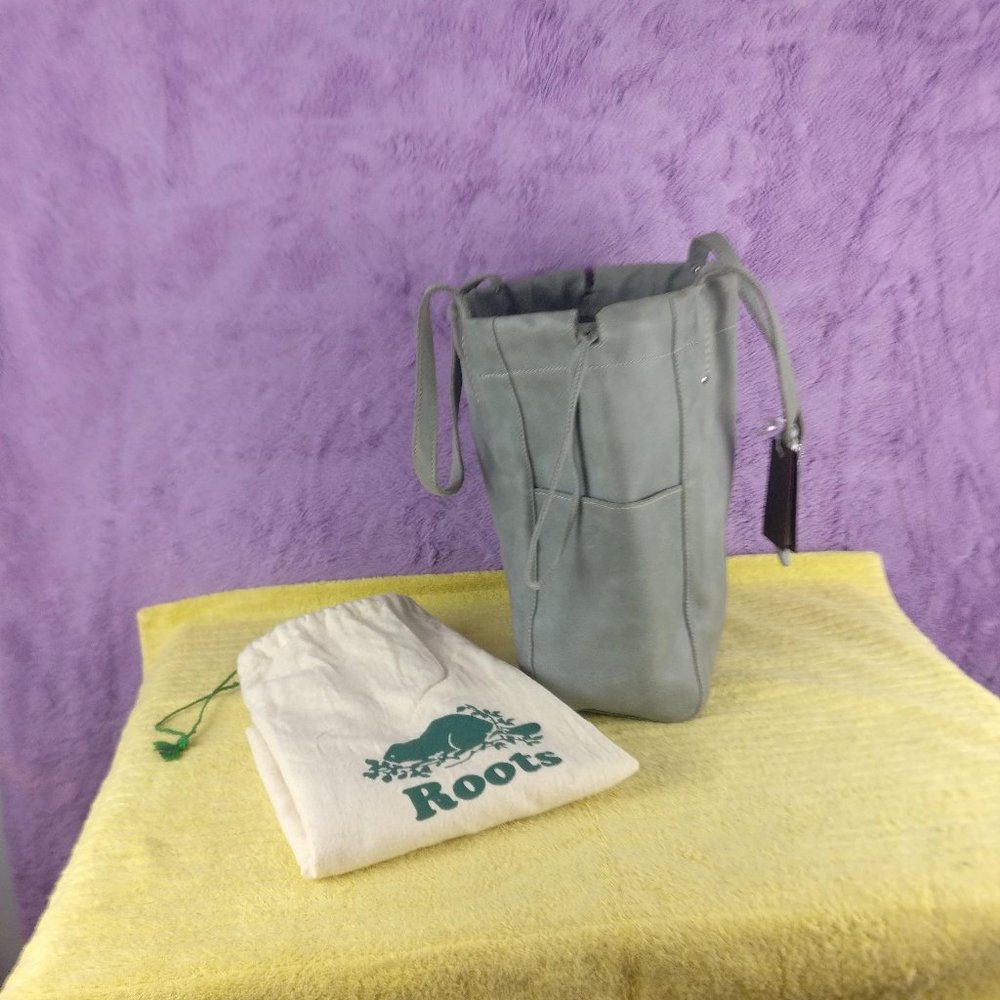 ROOTS Canada Vegetable Tanned Natural Leather Versatile Tote, GRAY like new BNIB